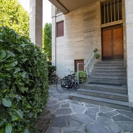 Rent In 1 * Como