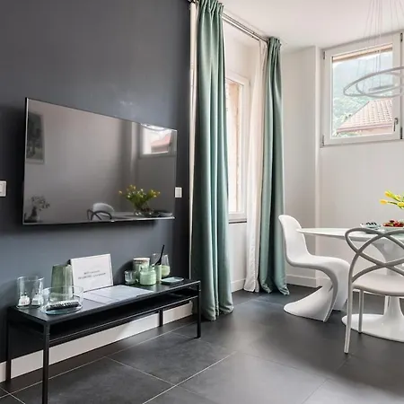 Rent In 1 Apartamento